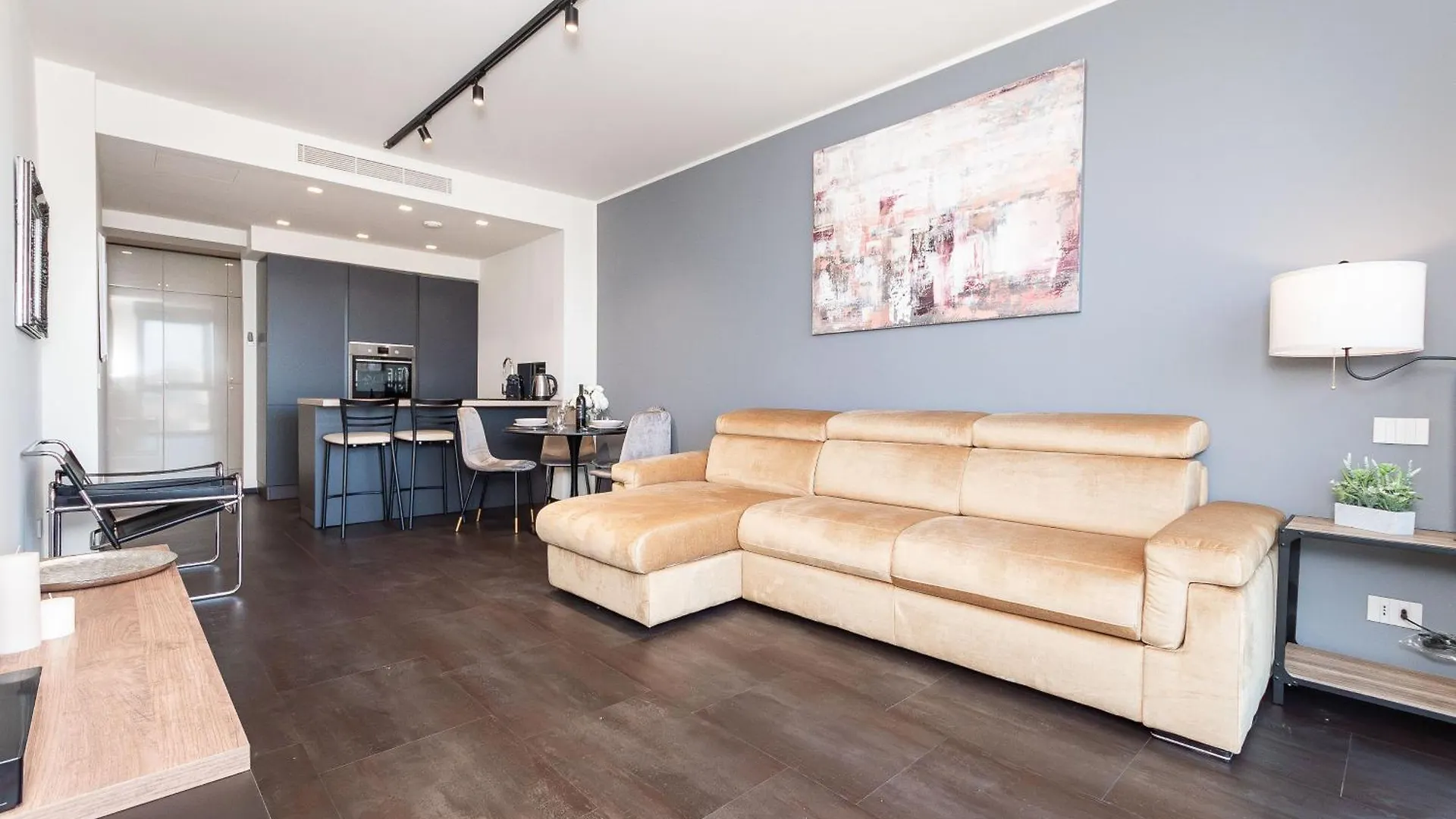 Free Parking In Luxury Suite With City View - Steps To Brignole Train Station Genova 0*,